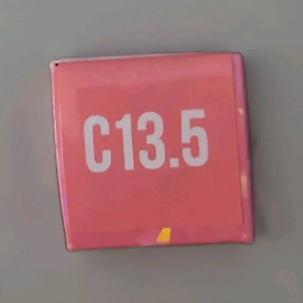 New Jeffree Star Magic Star Concealer # C 13.5